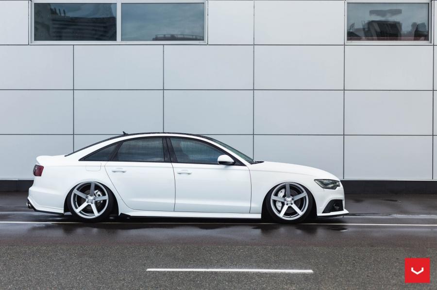  Audi S6 Sedan on Vossen Wheels (CV3R) 2017 года  (фото 2 из 16)
